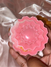 Load image into Gallery viewer, Cinnamon Apple Pie Body Soap 🍎 🥧 - Bold Beauty Pro LLC
